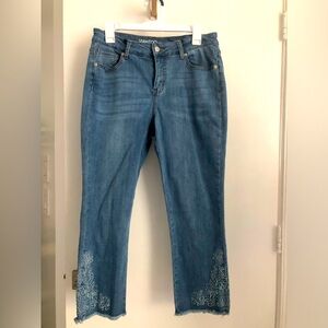 Chic Blue Cropped Jeans with Embroidery